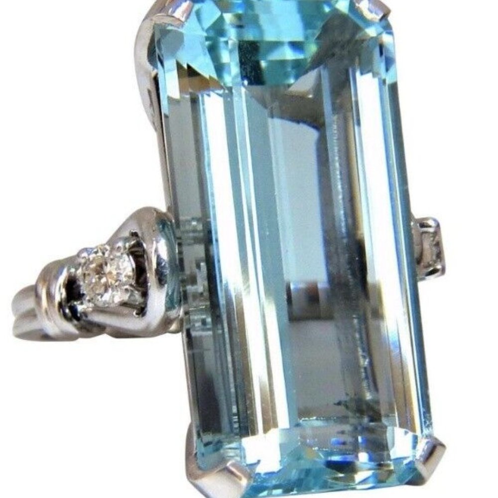 GIA Certified 19.67 Carat Natural "Blue" Aquamarine Diamonds Ring Vivid Long Cut